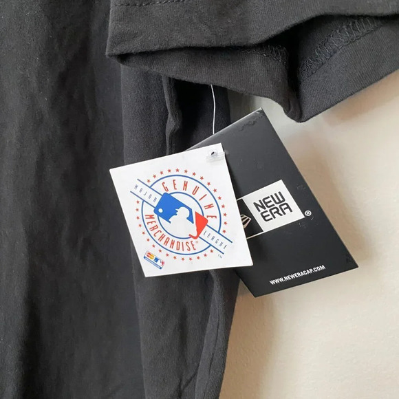 NWT Mens New Era MLB Miami Marlins Camo Pocket Black T-Shirt w Gold Logo Size XL - Picture 8 of 16